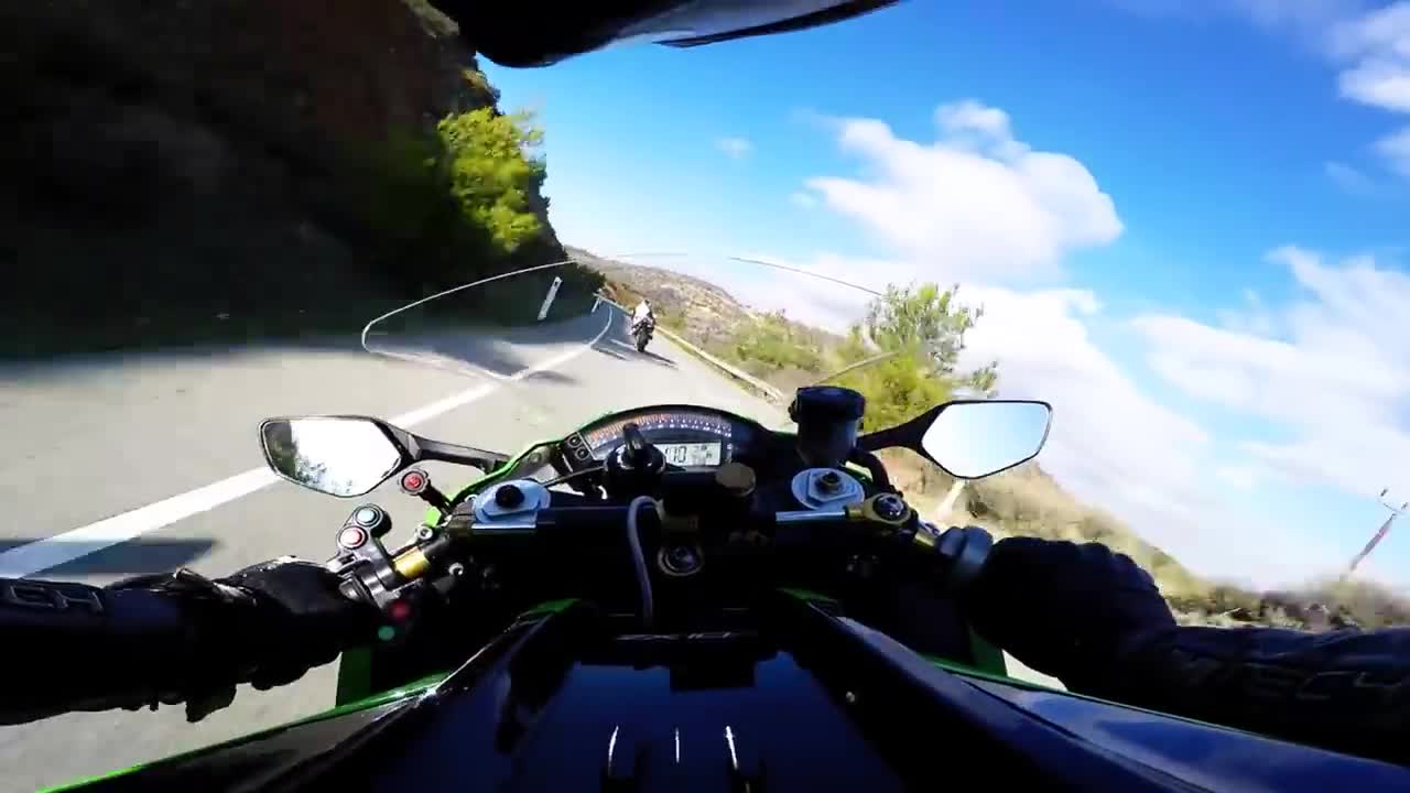 川崎重机山路压弯技术好