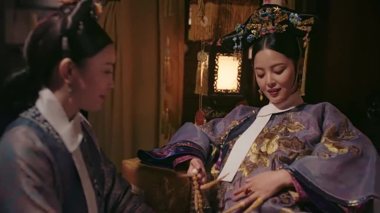 当春闱的主考官,庆帝眼神不对劲 为您推荐: 贵妃假怀孕却吃