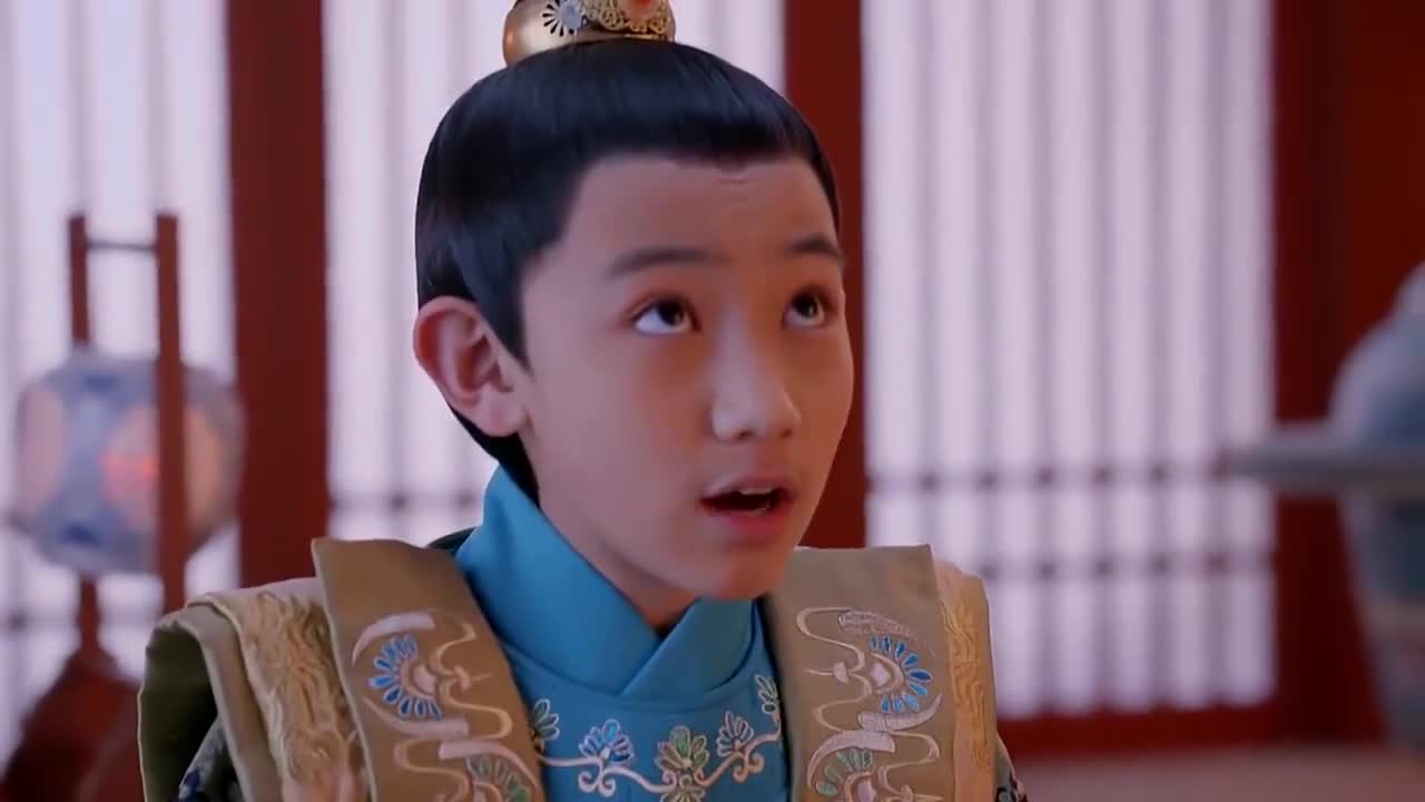 小王爷的母亲只是个宫女,皇后让他留下来,他竟不愿意