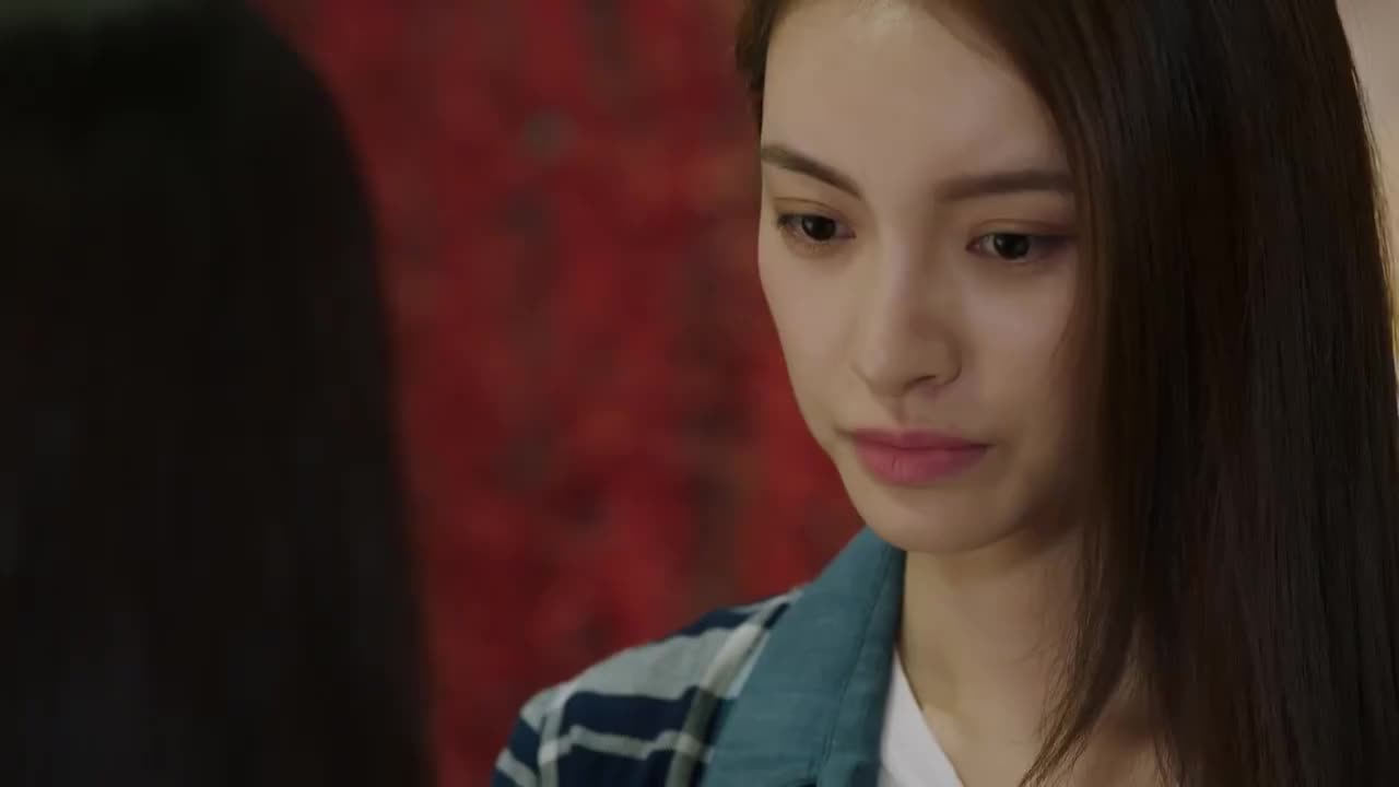 温州三家人虞可人为了推销油画找知夏帮忙知夏太善良了