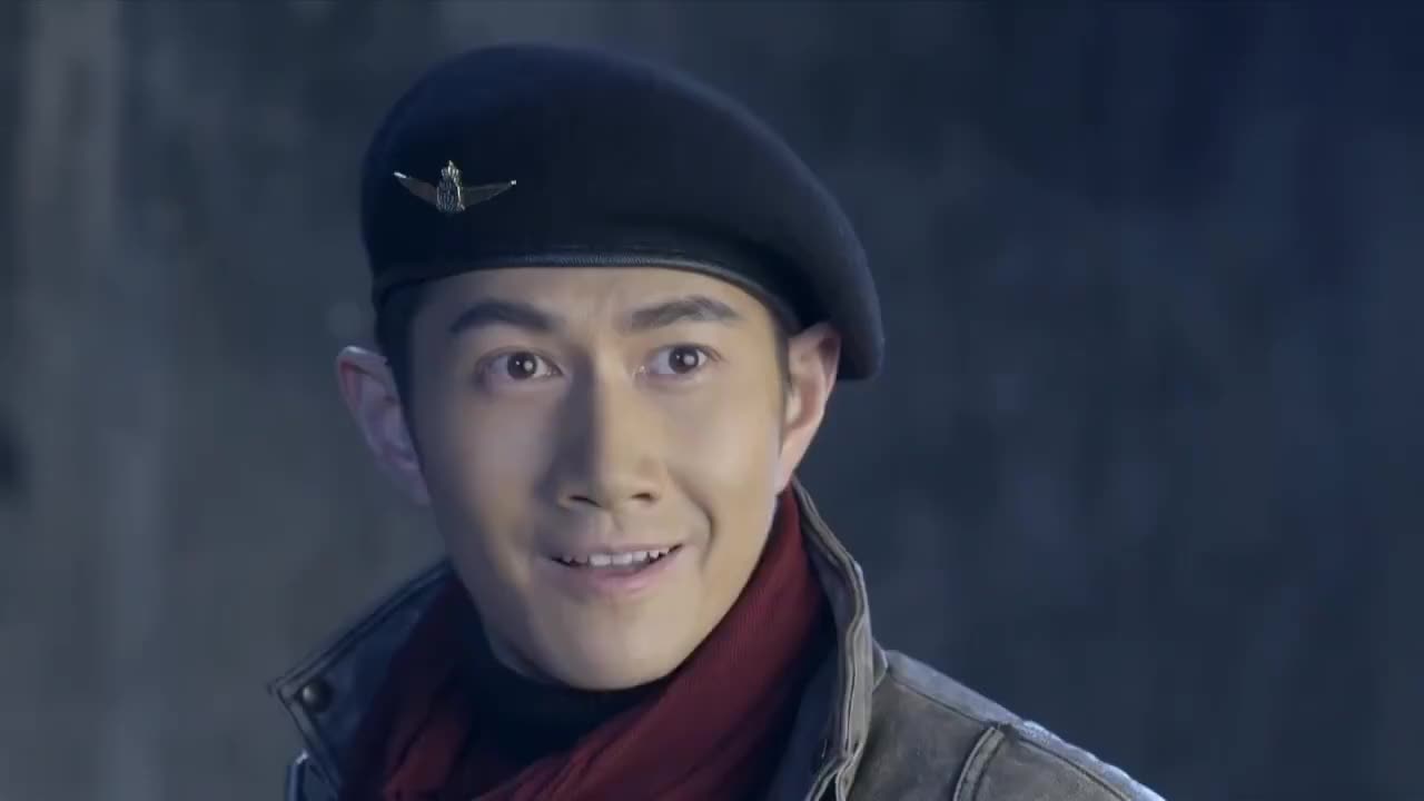 刀光枪影天行救了兄妹俩老周看到情况松了一口气