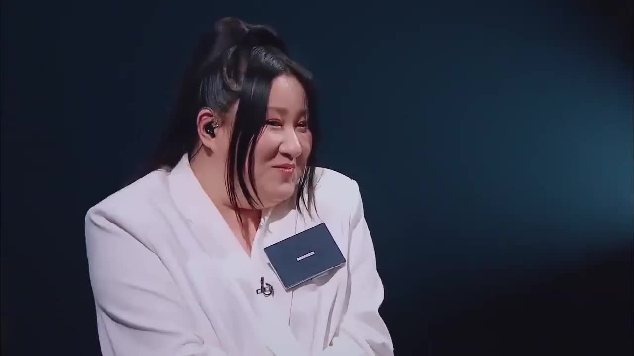 锤娜丽莎真是胖子界翘楚这气质罗永浩都羡慕王源姐就是女王