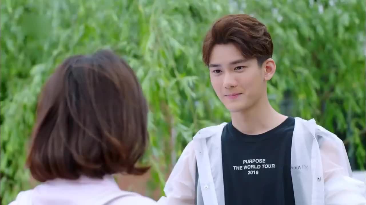 浪花一朵朵云朵安慰一白一个笑容瞬间把一白暖到太治愈啦