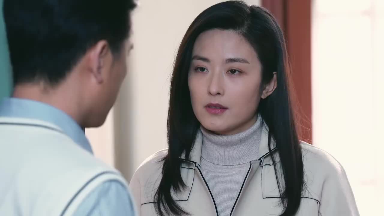 遥远距离苏扬和司梦南约好时间去离婚他却十分不舍