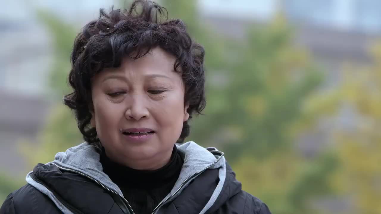 下一站婚姻由于小轩表现优秀真是颁发奖品对讲机