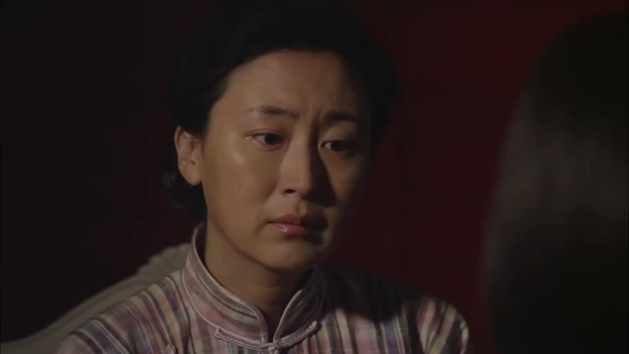 海棠依旧邓颖超让廖梦醒打电话想把手中的电报送给孙夫人观看