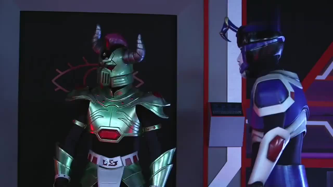 出动凯警泰坦欲接过奇莫拉手中任务亲自出马对付红蓝凯警