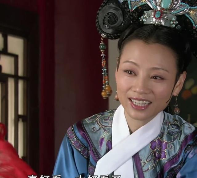 甄嬛传甄嬛离宫端妃注意到一个细节改变了胧月一生月的