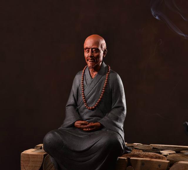 一个老僧说:人生最穷的时候,尽量远离这三种人,容易招灾惹祸