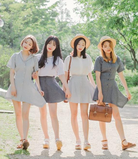 韩国姐妹花,甜美清新的闺蜜照太养眼了,拯救你的拍照pose!