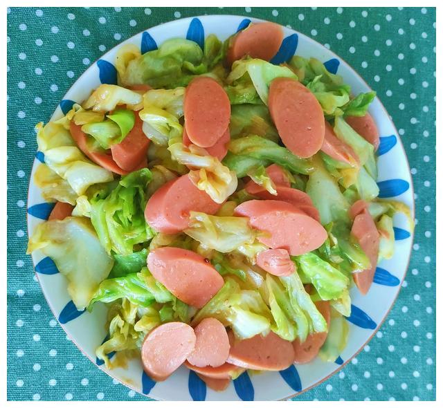 简单下饭的火腿炒包菜一学就会