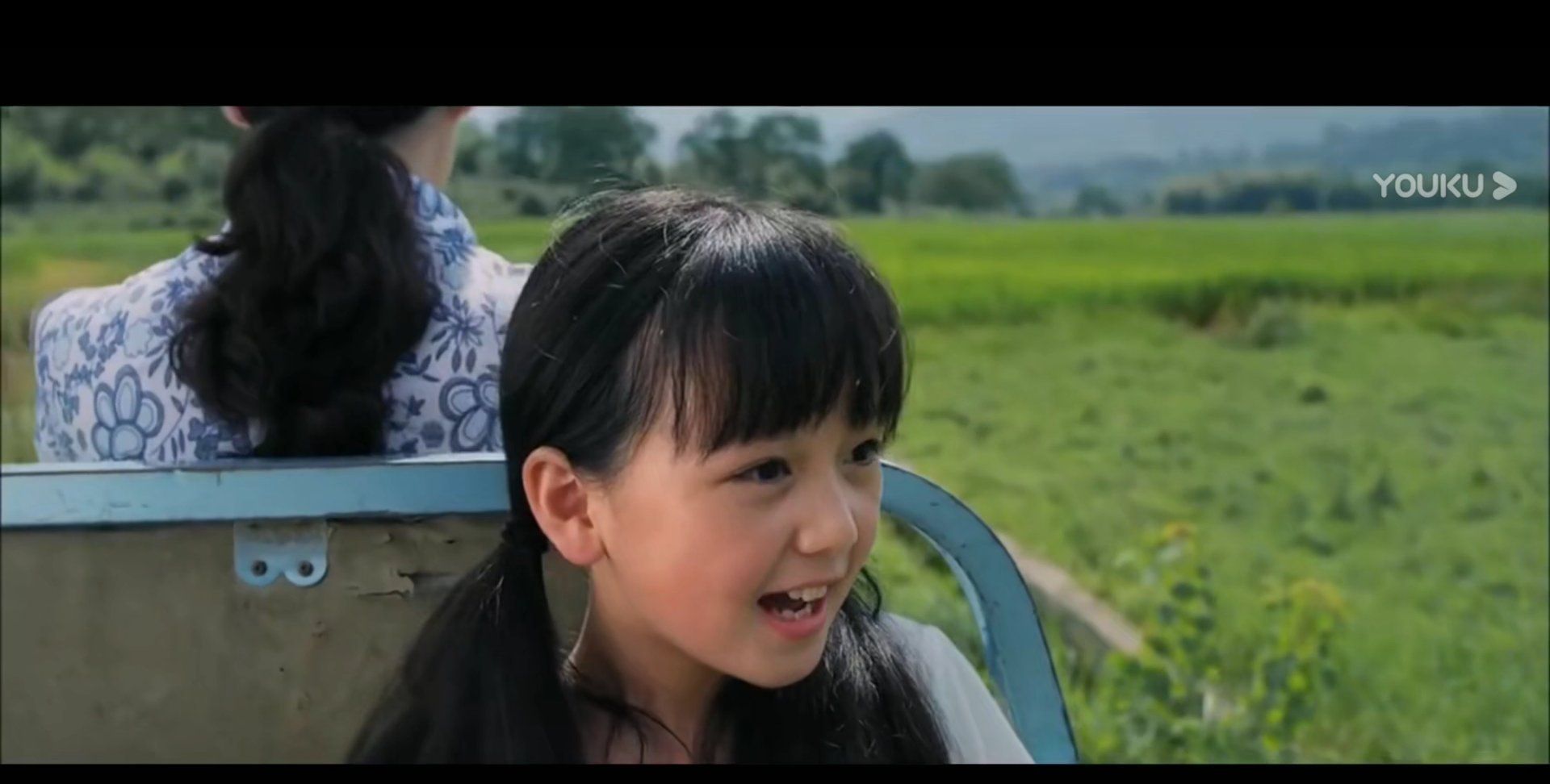 选自电影红剪花