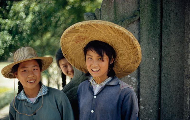 老照片:西方记者镜头下70年代的中国,平凡朴素的生活令人怀念