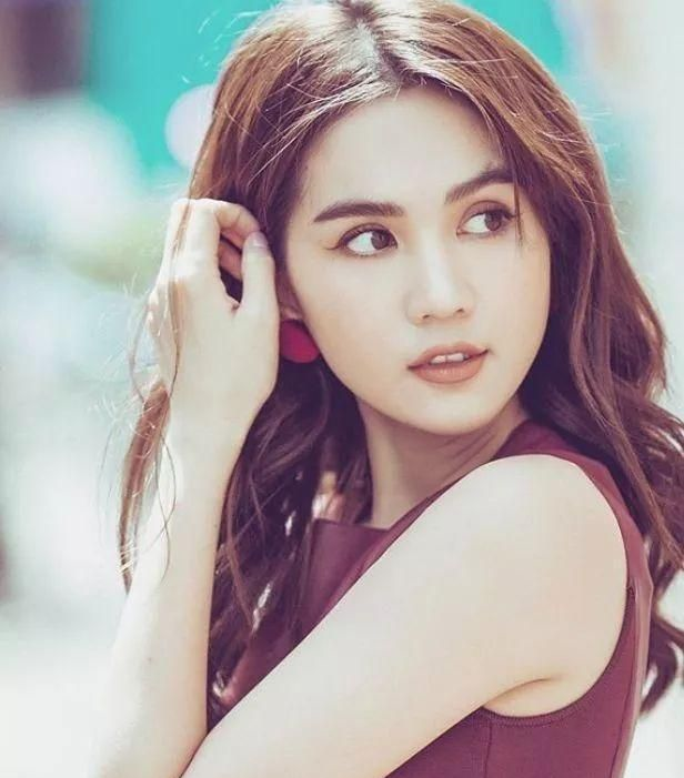 越南版angelababy——邓玉贞,气质绝佳!_高清图集_新浪网