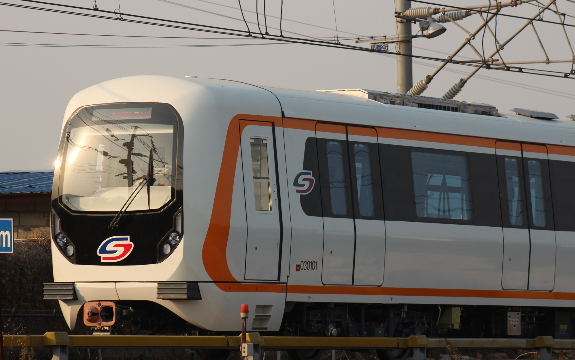 江苏建设一条地铁线,途经3大城区,车辆编组是6节编组b型列车_高清图集