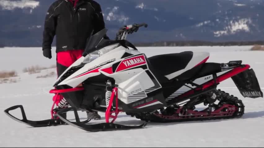 机车一族:yamahasrviperl-txleturbo雪地摩托车