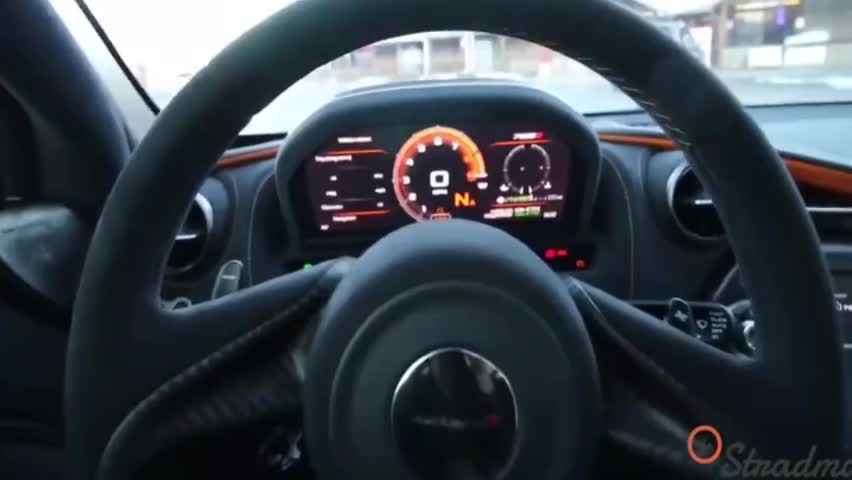 按下按钮瞬间,才知道迈凯伦的仪表盘有多神奇?