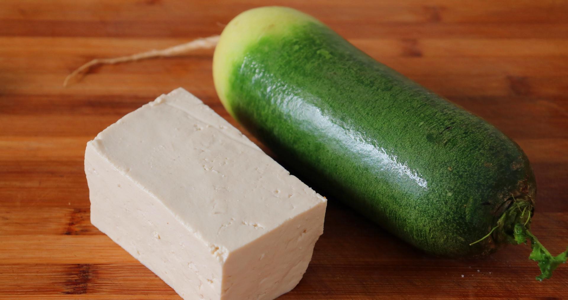 萝卜加豆腐,原来这么好吃,简单一做,外脆里香,真解馋