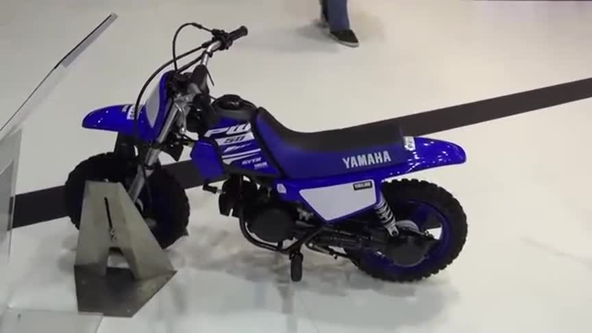 雅马哈pw50超小型摩托车展示