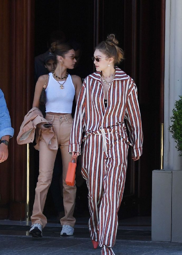 hadid姐妹 bella hadid 和 gigi hadid 一起出街,长腿抢镜_高清图集