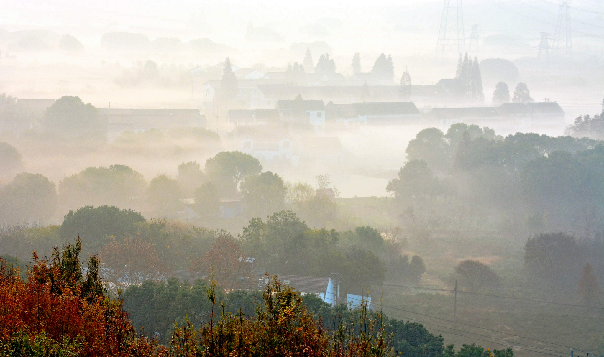 朦胧的雾中山村别有一番意境.|斗山|江苏无锡|意境_新浪新闻