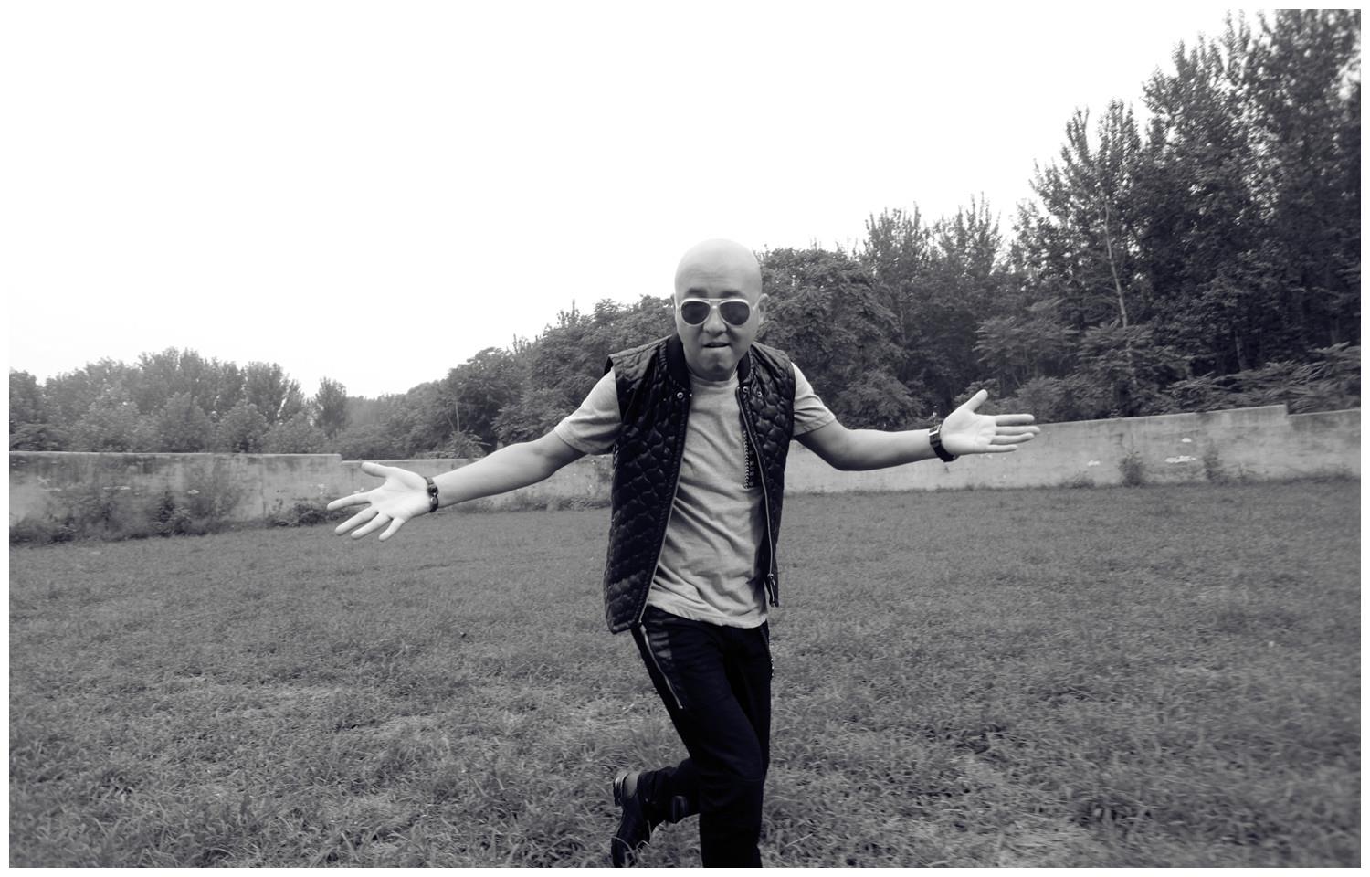 曾经零点乐队主唱,如今《龙岭迷窟》马大胆,周晓鸥经历辛酸18年