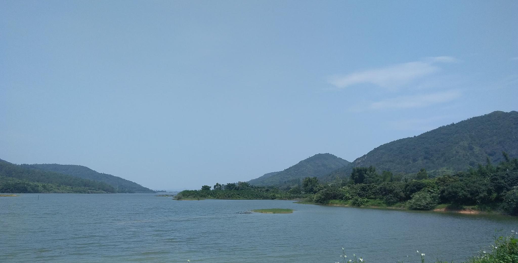 正午时分的惠州惠阳大坑水库,景色更美了