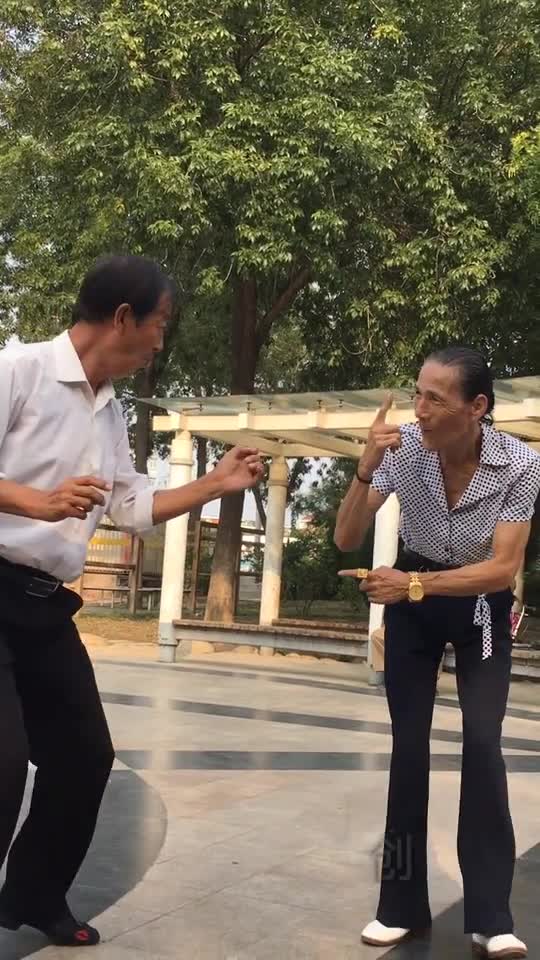 左手六右手七_手机新浪网