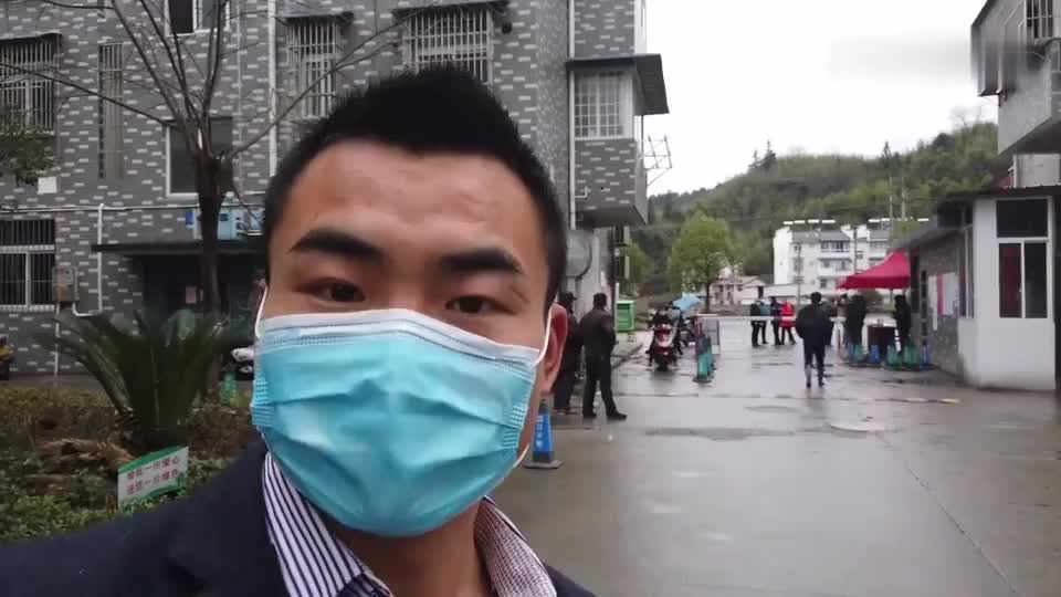 为您推荐: 下人偷偷闯进少奶奶闺房,占便宜 为您推荐: 河南大学回应错