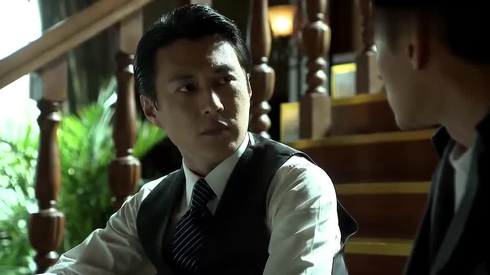 伪装者明诚问明台晚餐吃什么他道出这菜名明楼紧张了