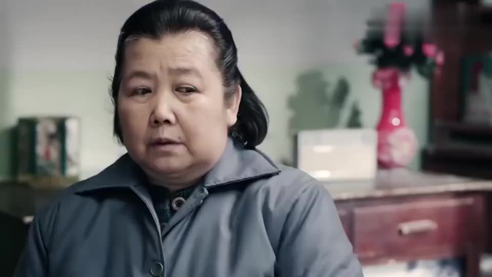 情满四合院老太婆没钱忙哭穷傻柱看穿心思绕圈子