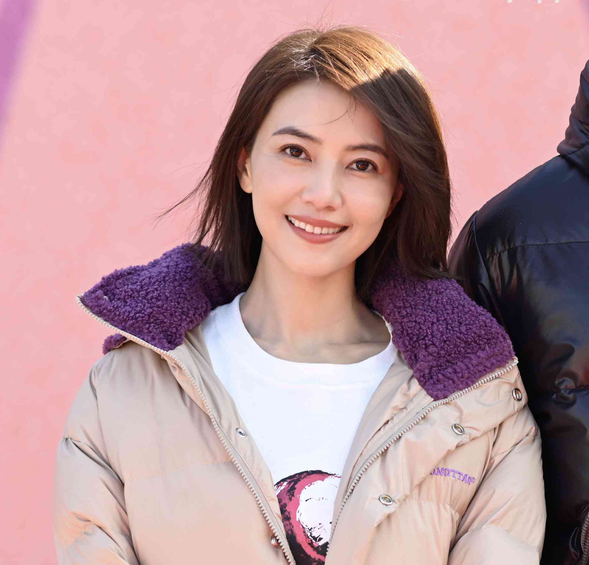 高圆圆将和张鲁一合作,职业女性短发风格帅气_高清图集_新浪网