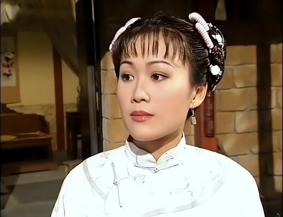 鹿鼎记:师太面若冰霜,对阿珂的态度也很严厉,真心疼阿珂!