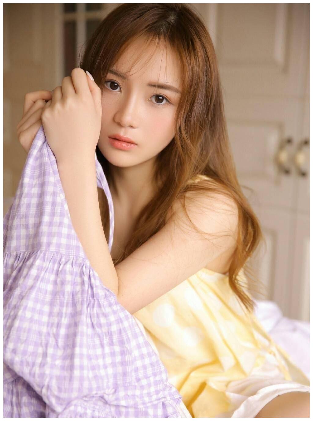 群众吃瓜网友科普：绿茶婊是什么意思及其背后的社会现象