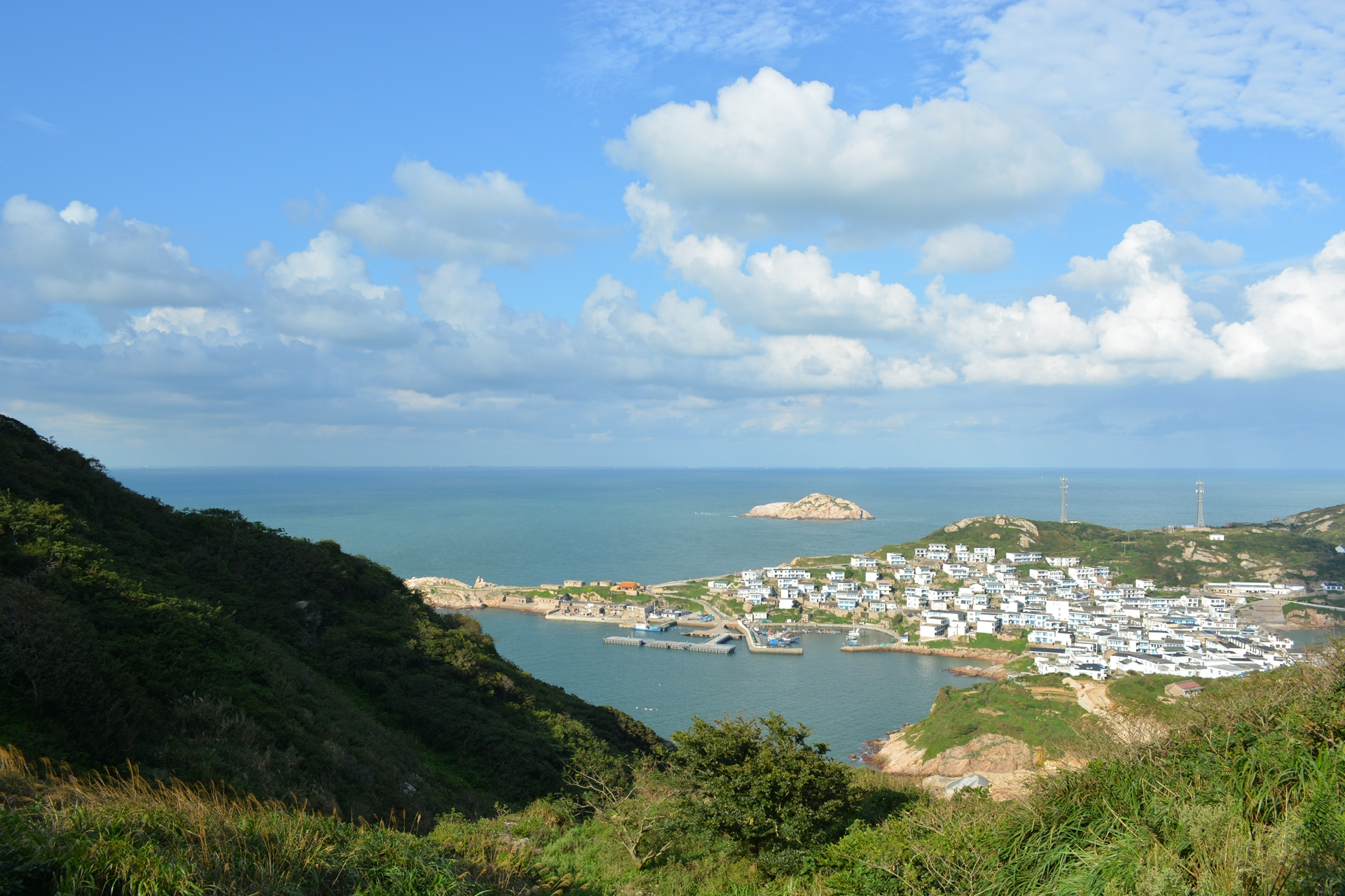 传说中能看到"荧光海"的浙江"小圣托里尼",嵊泗花鸟岛实探