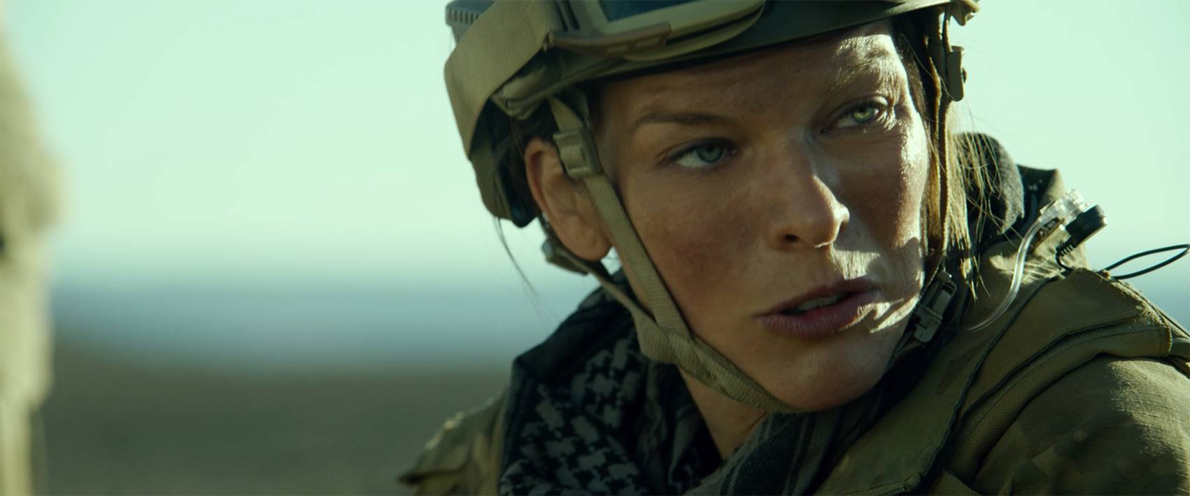 电影怪物猎人首曝国际版预告猛兽来袭开启异世惊险求生