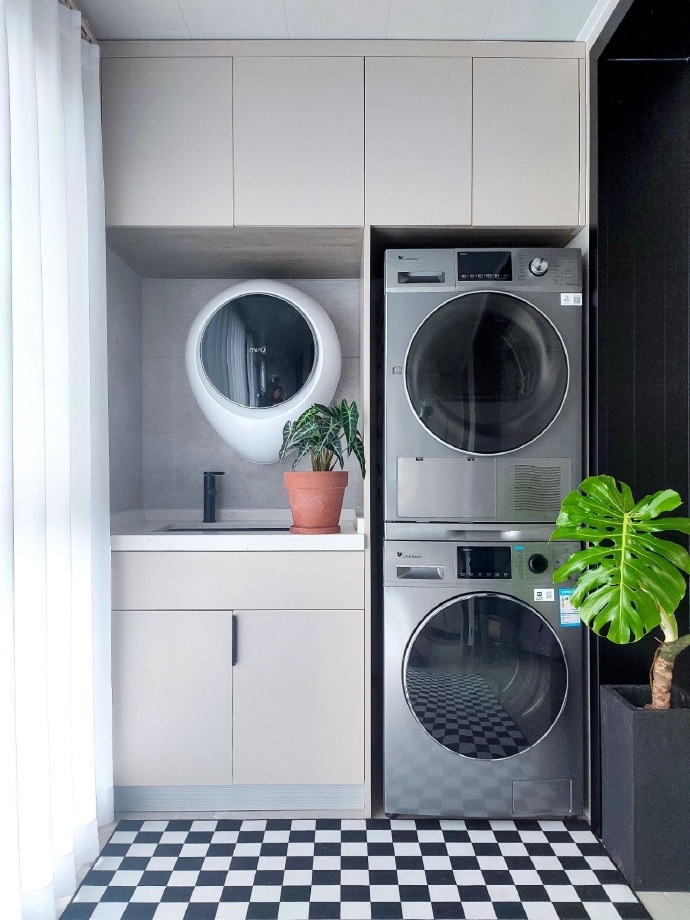 生活阳台洗衣机柜装修实景案例分享.