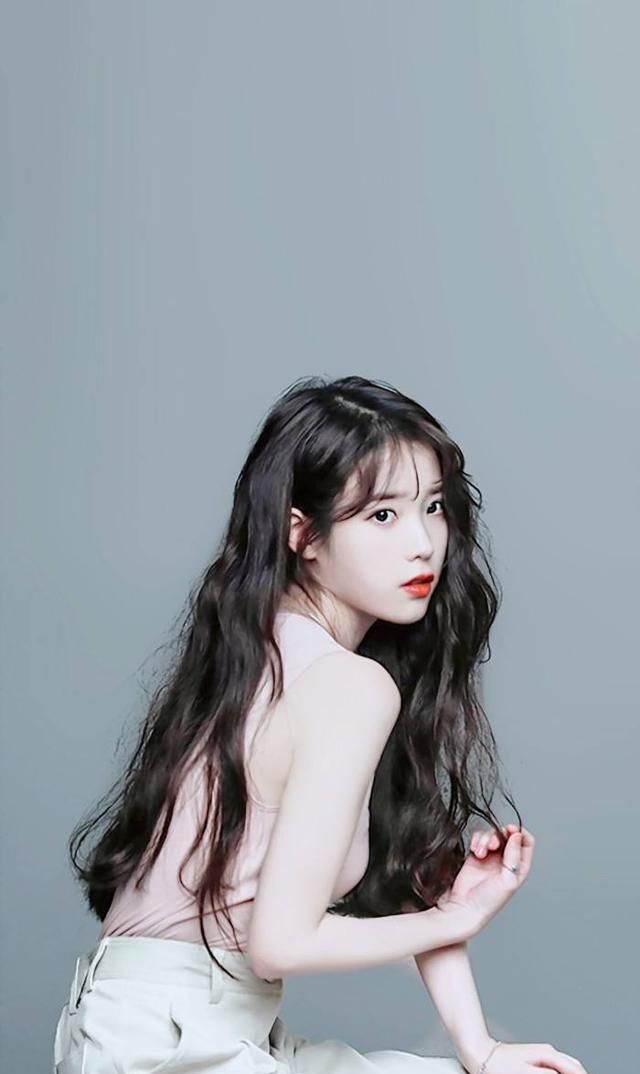 iu李知恩真的太可爱了,清新又有灵气,满满小仙女气质!