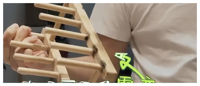 妻子生病被老丈人吐槽神隐,李亚男挺孕肚被数落!称不会生气会哭休闲区蓝鸢梦想 - Www.slyday.coM 妻子生病被老丈人吐槽神隐,李亚男挺孕肚被数落!称不会生气会哭休闲区蓝鸢梦想 - Www.slyday.coM