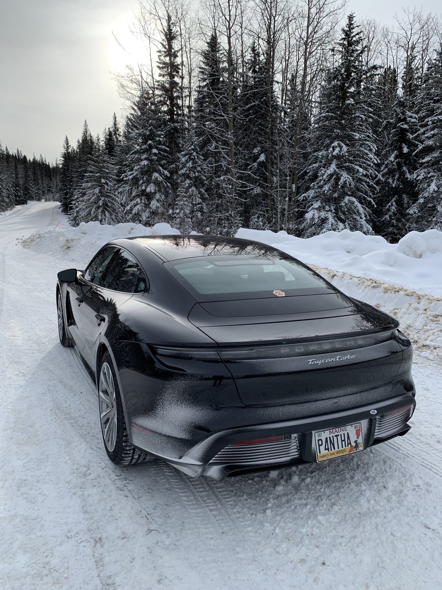 2020上半年,保时捷taycan只交付了4480辆