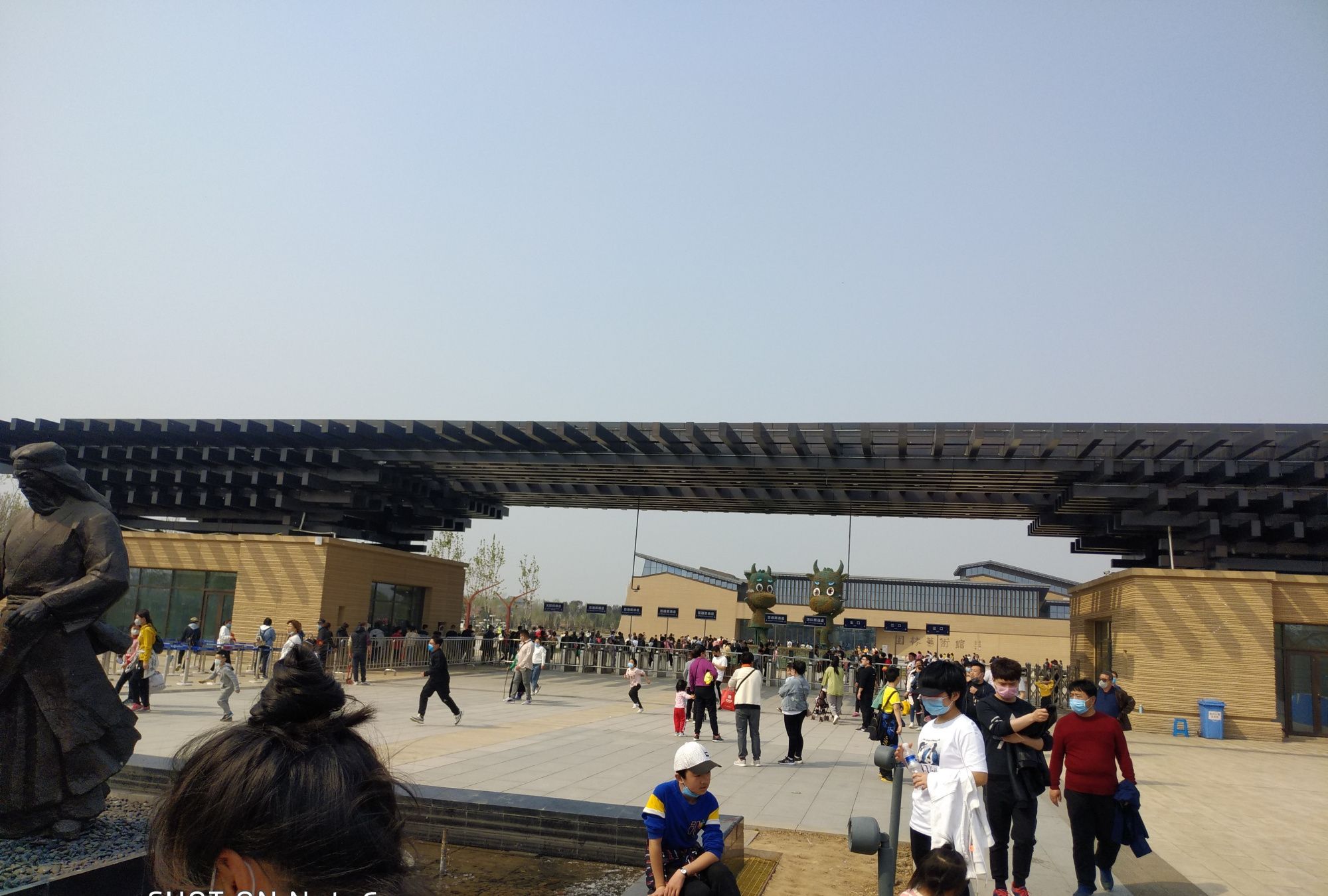 邢台园博园:清明节人满为患,很少热闹