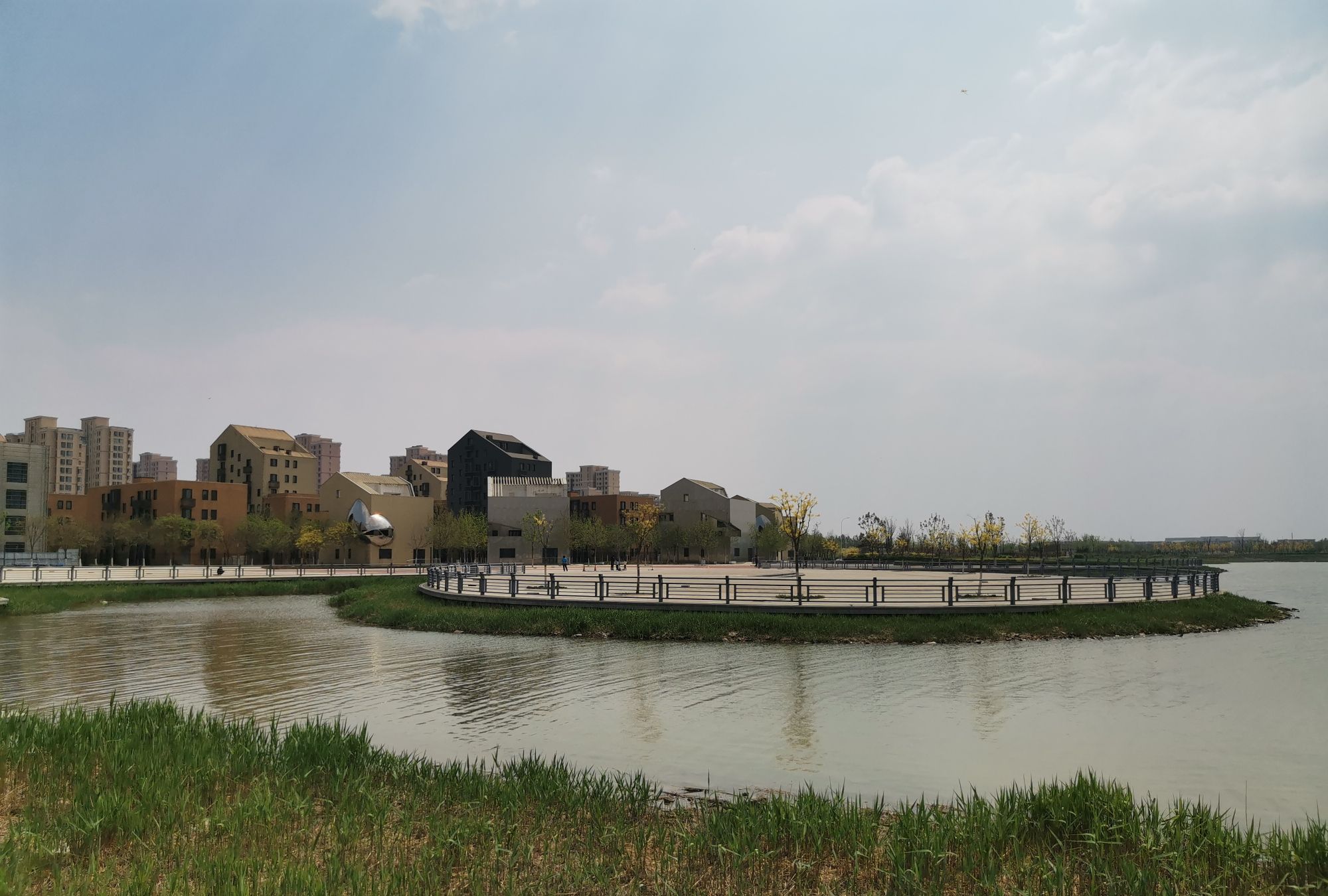 天津滨海科技园"渤龙湖"小游,体验美景与科技的融合!