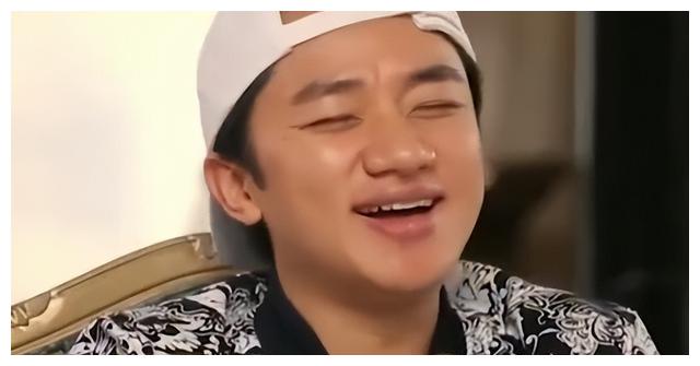 妻子生病被老丈人吐槽神隐,李亚男挺孕肚被数落!称不会生气会哭休闲区蓝鸢梦想 - Www.slyday.coM 妻子生病被老丈人吐槽神隐,李亚男挺孕肚被数落!称不会生气会哭休闲区蓝鸢梦想 - Www.slyday.coM