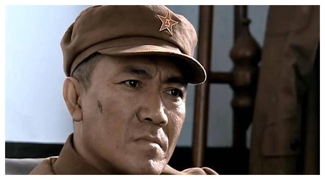 《亮剑》为何只拍到30集就结束了,真实的剧本可是有60多集