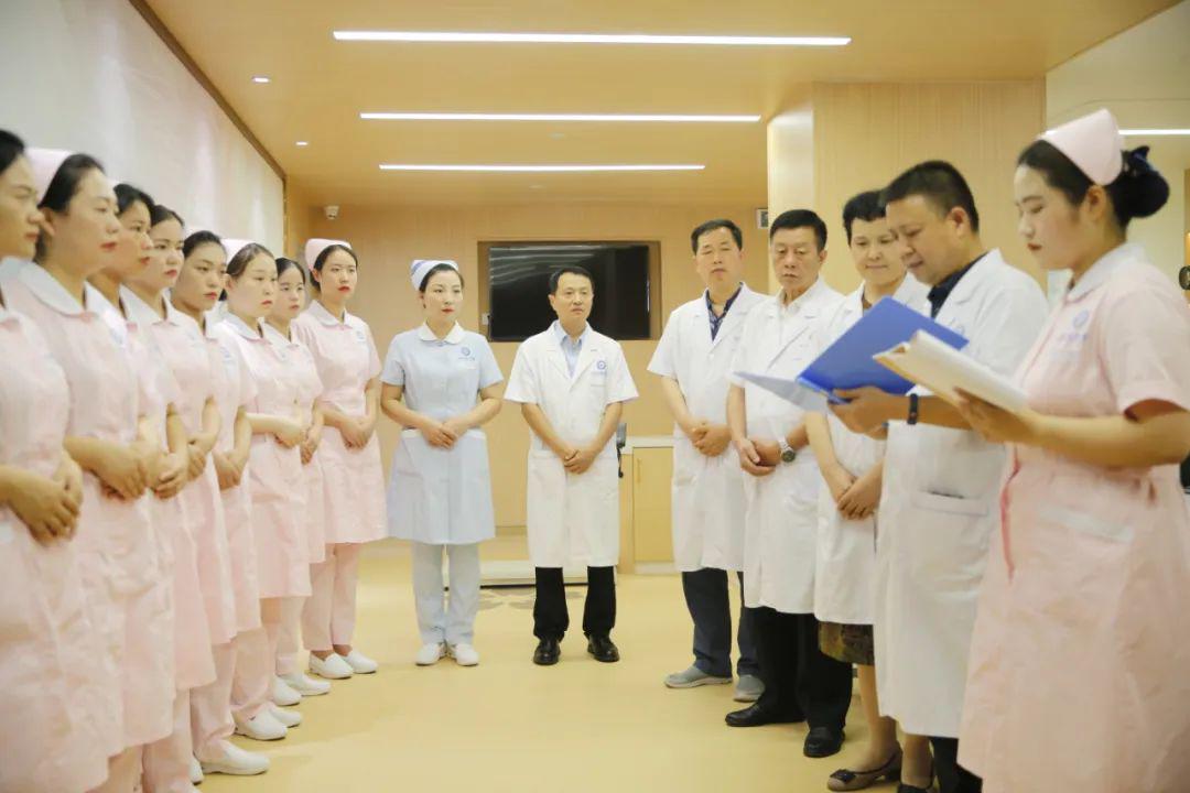 不是医疗机构公司可以挂护士证吗