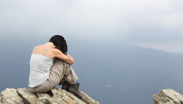 当一个男人不再爱你,铁了心要离开你时,你要比他更狠心,更决绝