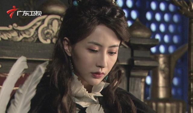 1987年出生的李羲儿在《神断狄仁杰》中饰演娜鲁王妃