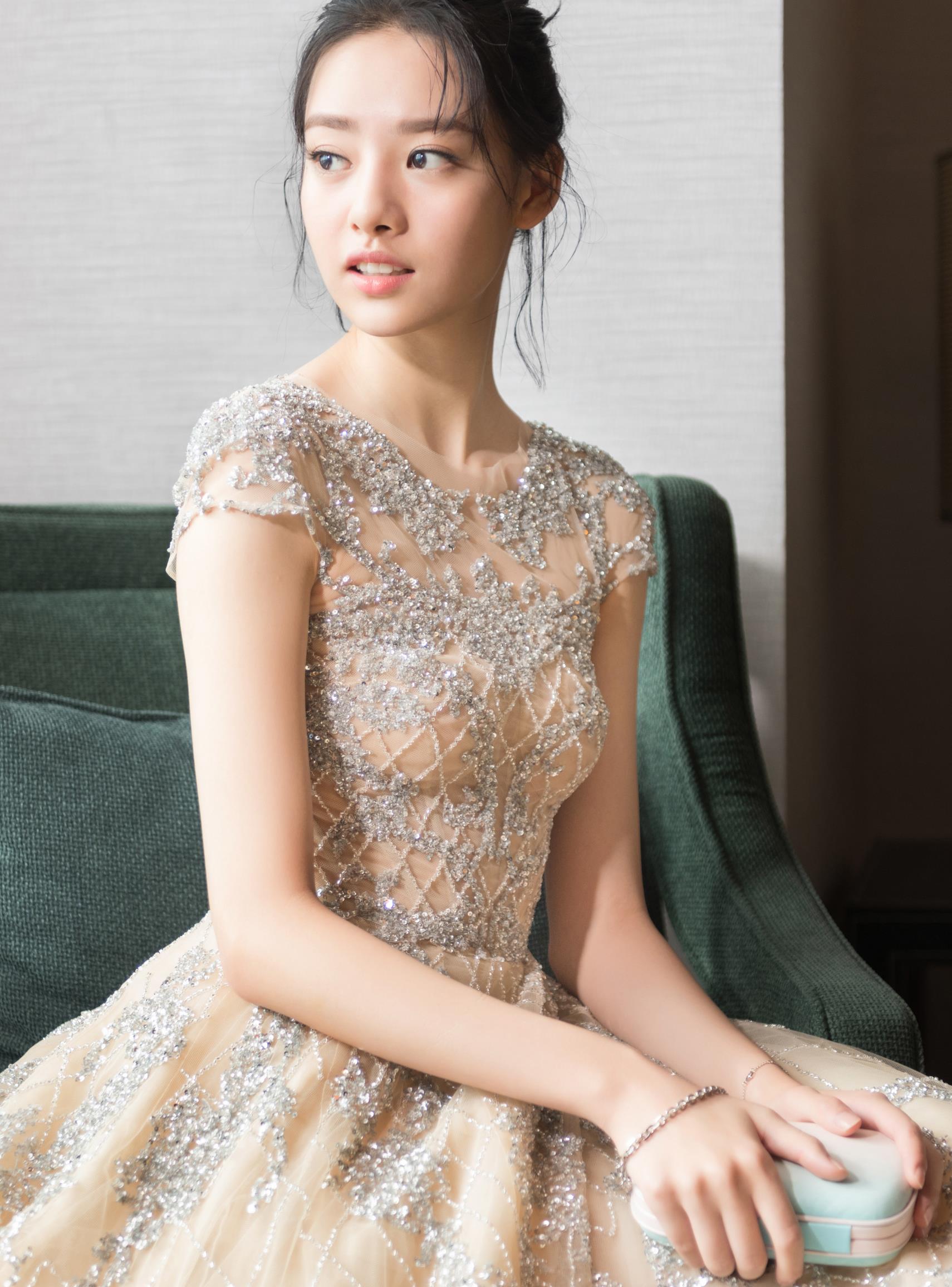 张艺上:第6831期时尚潮流美图欣赏