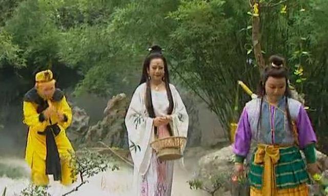 她因扮演《西游记》里的观音太像,发生了许多怪事之后便开始信佛|观音