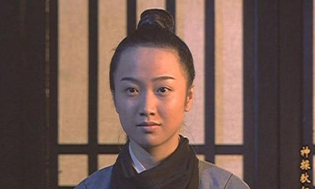 小梅在化身狄仁杰的侄女如燕之前,她还有个身份——蛇灵六大蛇首排名